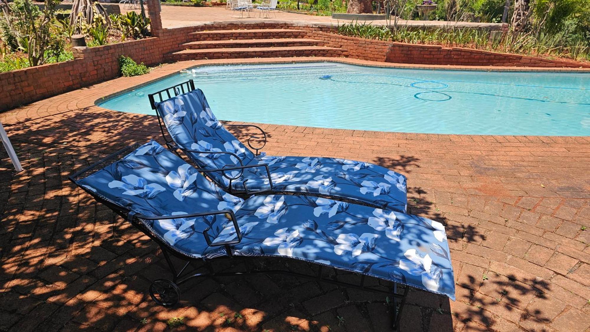 Pecan Farm Guesthouse Louis Trichardt Exterior photo