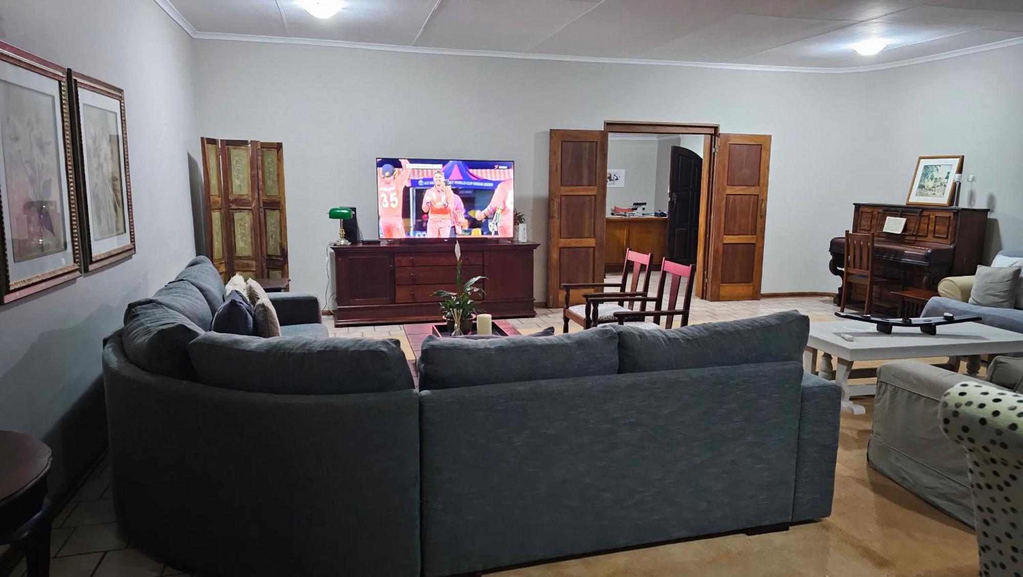 Pecan Farm Guesthouse Louis Trichardt Exterior photo