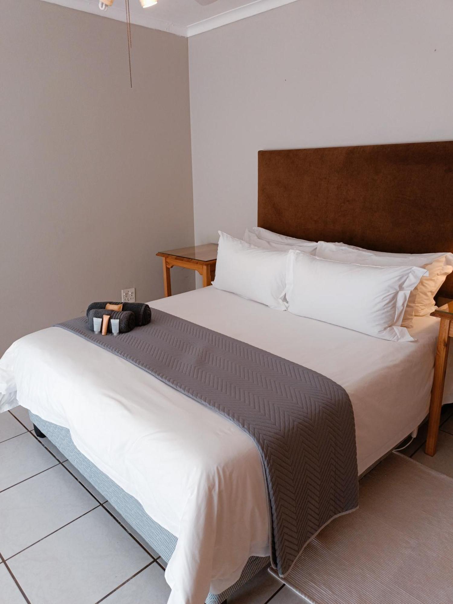 Pecan Farm Guesthouse Louis Trichardt Exterior photo