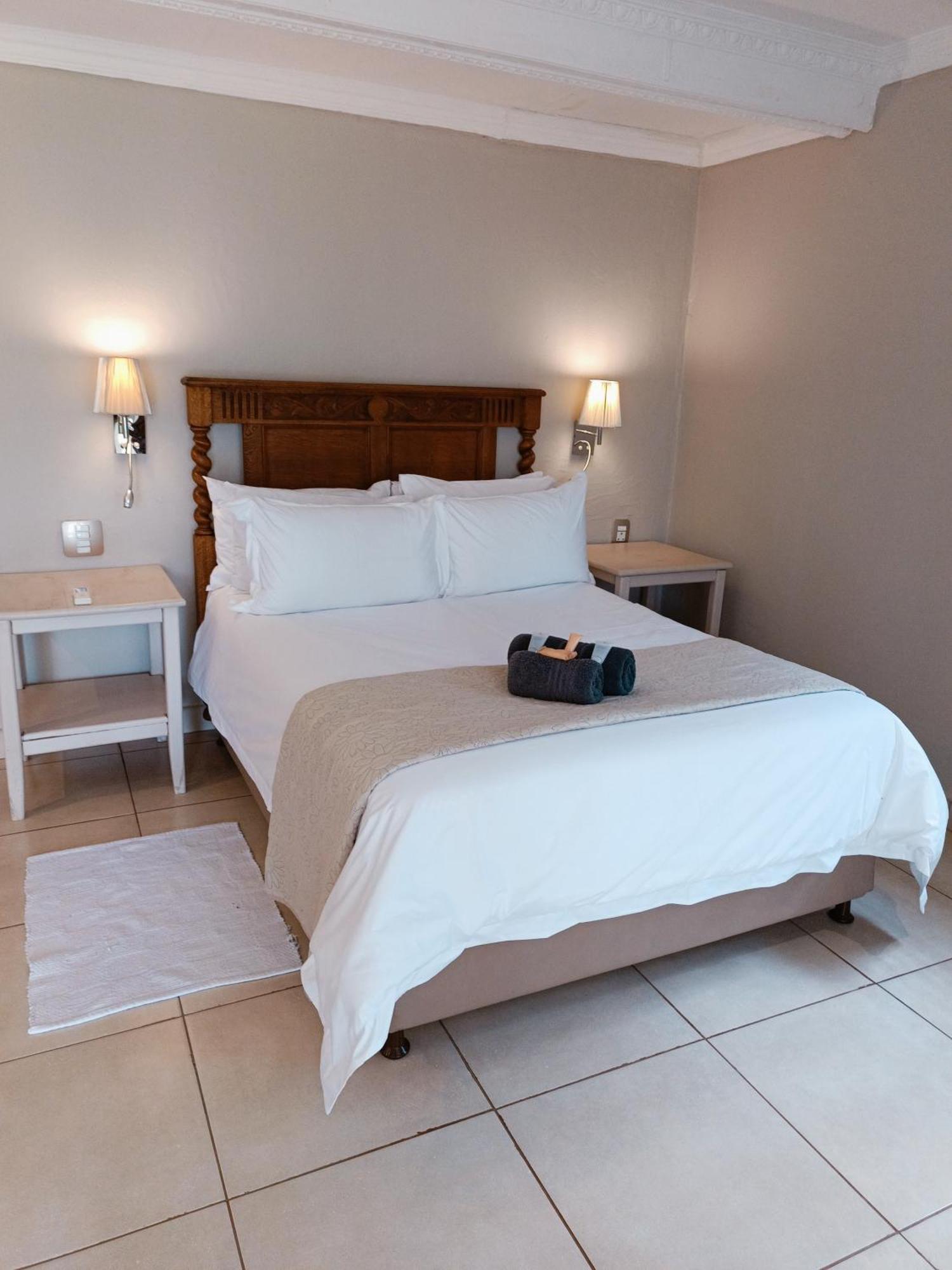 Pecan Farm Guesthouse Louis Trichardt Exterior photo